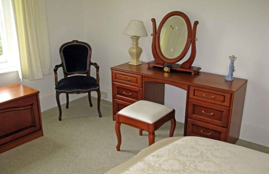 שידות איפור2